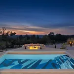 Casa Q *