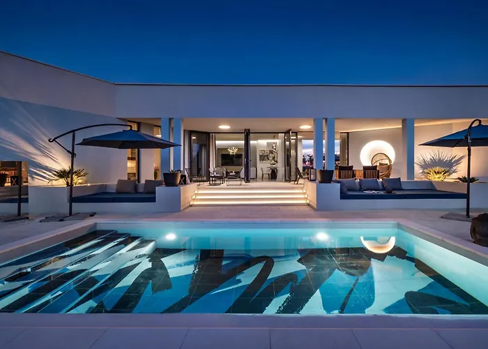 Casa Q Villa